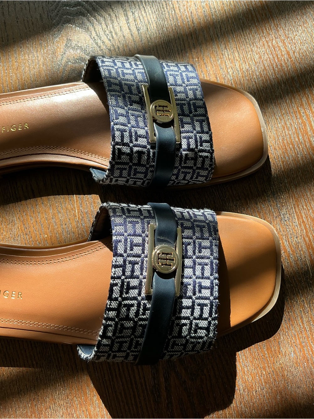 Tommy Hilfiger Navy Logo Slide Mules with Tan Footbed - Picture 2 of 6